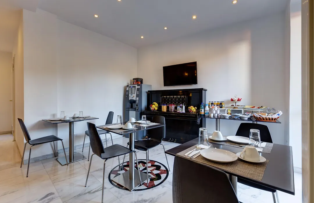 Little Rhome Suites-1